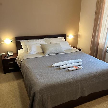 B&B Vila Vidikovac Arandjelovac Exterior foto